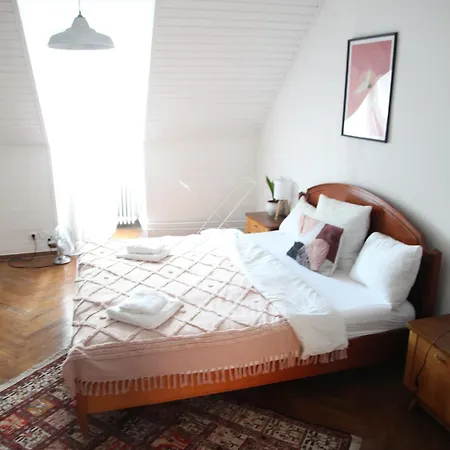 Guest house The Sanctuary *